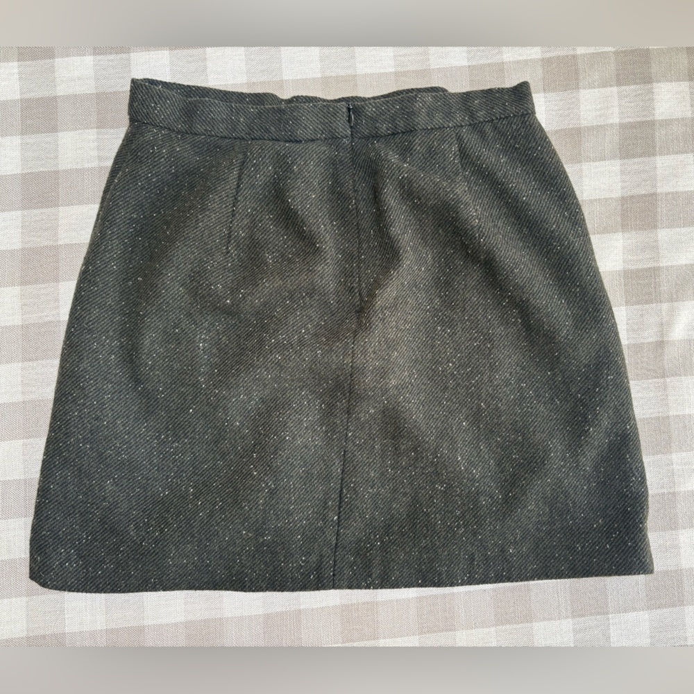 Banana Republic Dark Green Tweed Mini Skirt - Picture 5 of 9